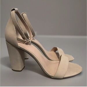 NWOT Call It Spring Womens Shoe Size 10 Cream Beige Block-Heel Sandal Strappy